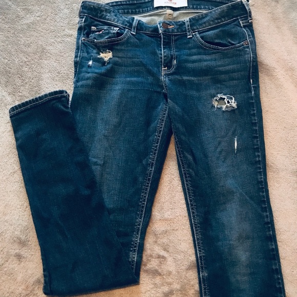 Hollister Jeans - Picture 1 of 2